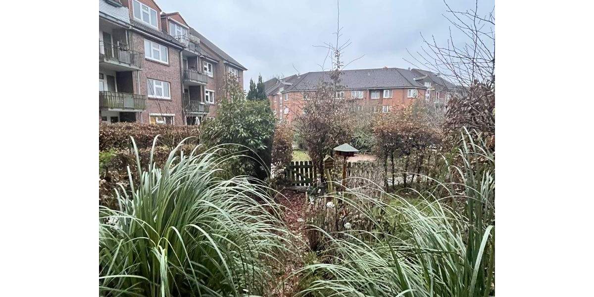 Eigentumswohnung + TG-Stellplatz mit Entwicklungspotential in gefragter Wohnlage zimmer