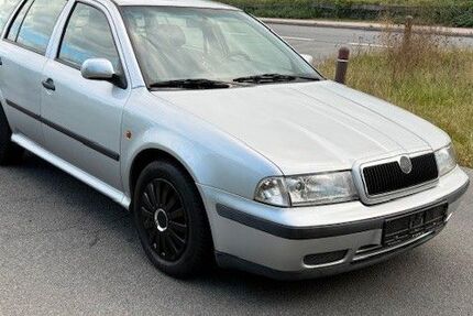 Skoda Octavia 215.500 km 1.499 € Buchholz 21244