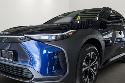 Toyota bZ4X 4.900 km 32.495 € Hamburg 22399