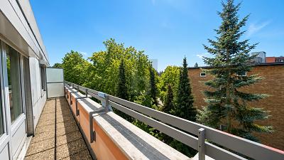 WOHLFÜHLEN MIT BALKON & TIEFGARAGE - Etagenwohnung Hamburg Eilbek Eilbek | Angebot:27072371