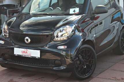 Smart forTwo 67.000 km 7.980 € Hamburg 22179