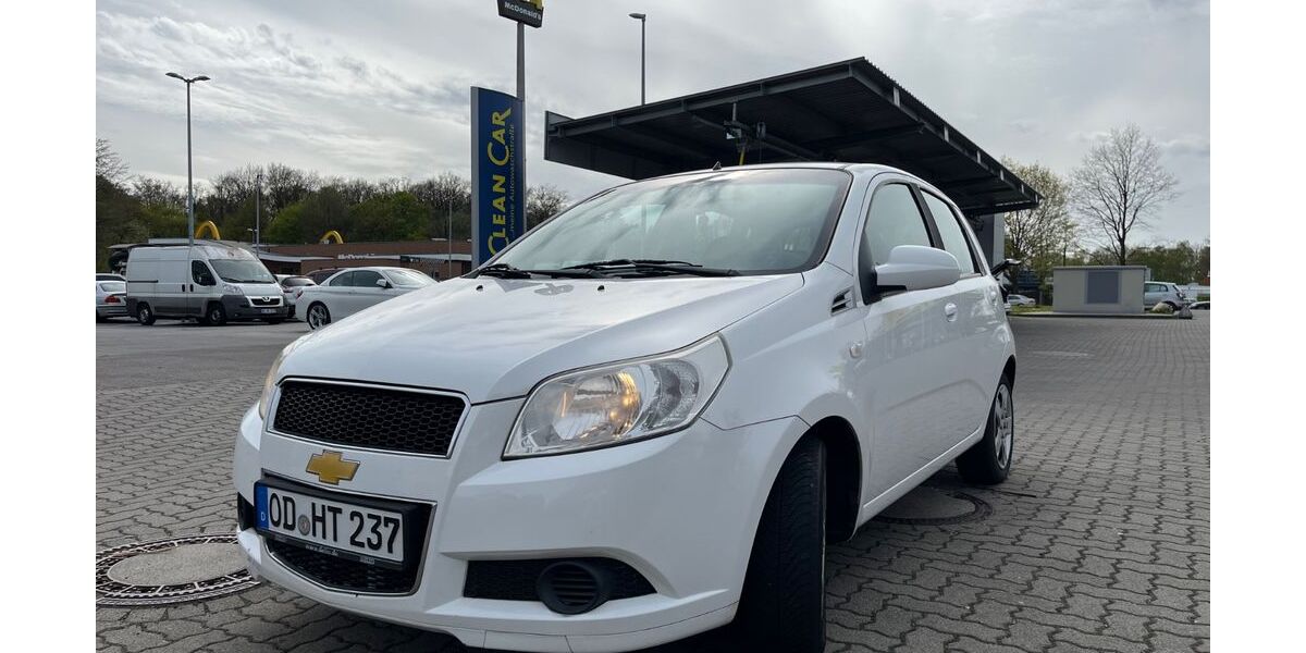 Chevrolet Aveo 123.000 km 1.550 &euro; Trittau 22946