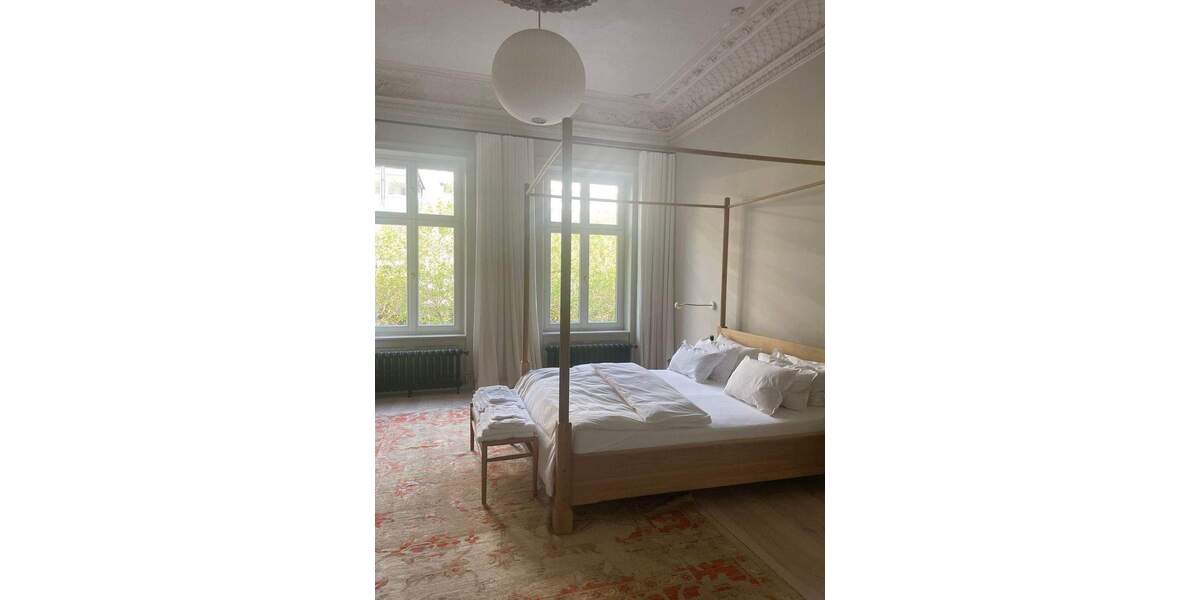 Etagenwohnung Hamburg Rotherbaum - 2 Zimmer, 110 m&sup2;, 3.300&euro; | Angebot:26433542