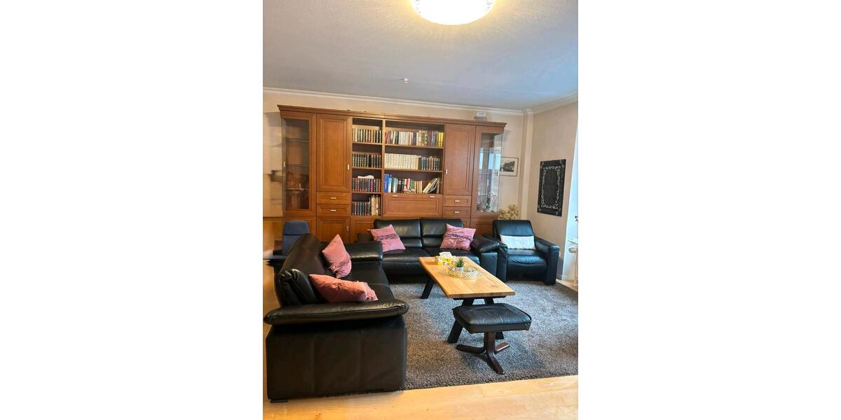 Reihenhaus Hamburg Wandsbek - 6 Zimmer, 107 m&sup2;, 680.000&euro; | Angebot:26251323