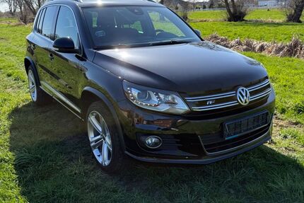 VW Tiguan 121.500 km 14.600 &euro; Hamburg 21037