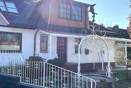 Haus Hamburg Lokstedt - 5 Zimmer, 120 m&sup2;, 449.000&euro; | Angebot:25628536