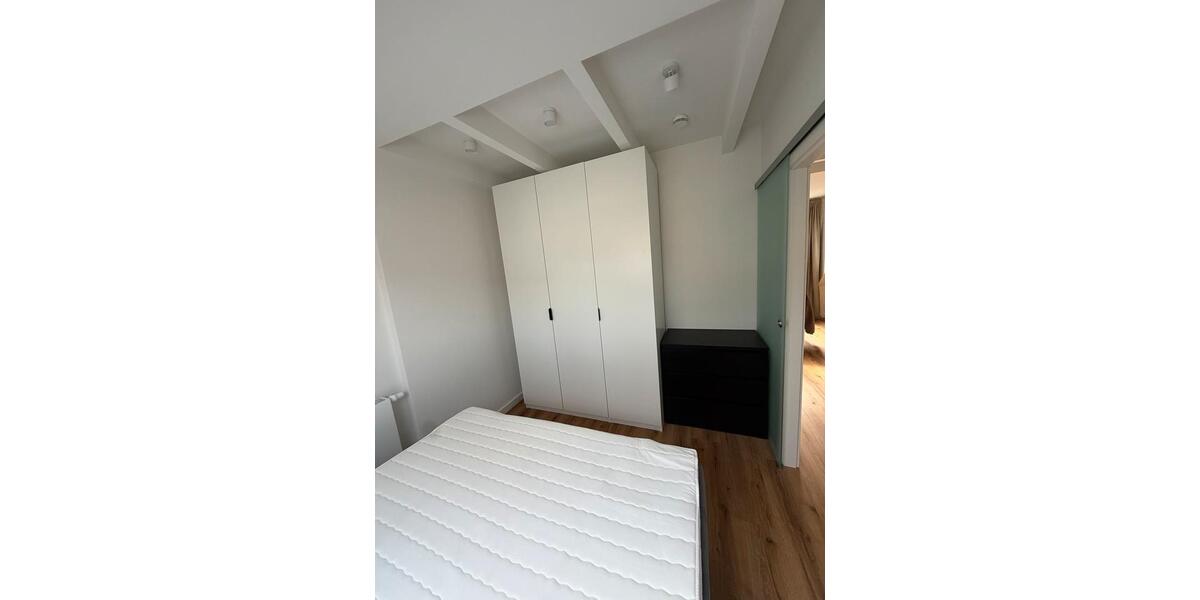 Dachgeschoßwohnung Hamburg Sternschanze - 1 Zimmer, 45 m&sup2;, 1.350&euro; | Angebot:26026001