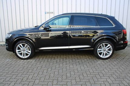 Audi Q7 75.429 km 30.990 &euro; Pinneberg 25421
