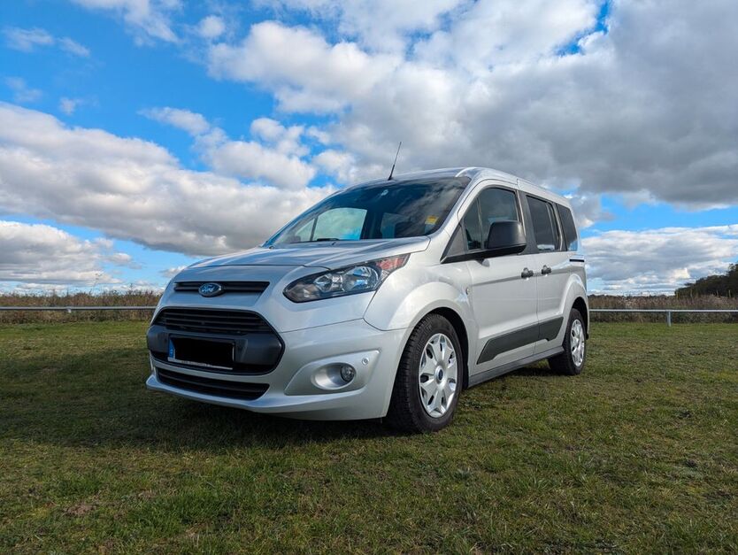 Ford Tourneo Connect 197.000 km 10.500 € Hamburg 20535