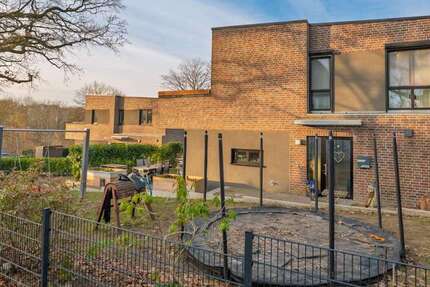 Haus zum Kaufen in Wedel 895.000 € 138.5 m² 5 zimmer