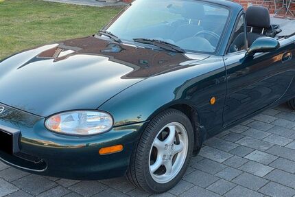 Mazda MX-5 88.796 km 6.450 &euro; Hamburg Waltershof 21129