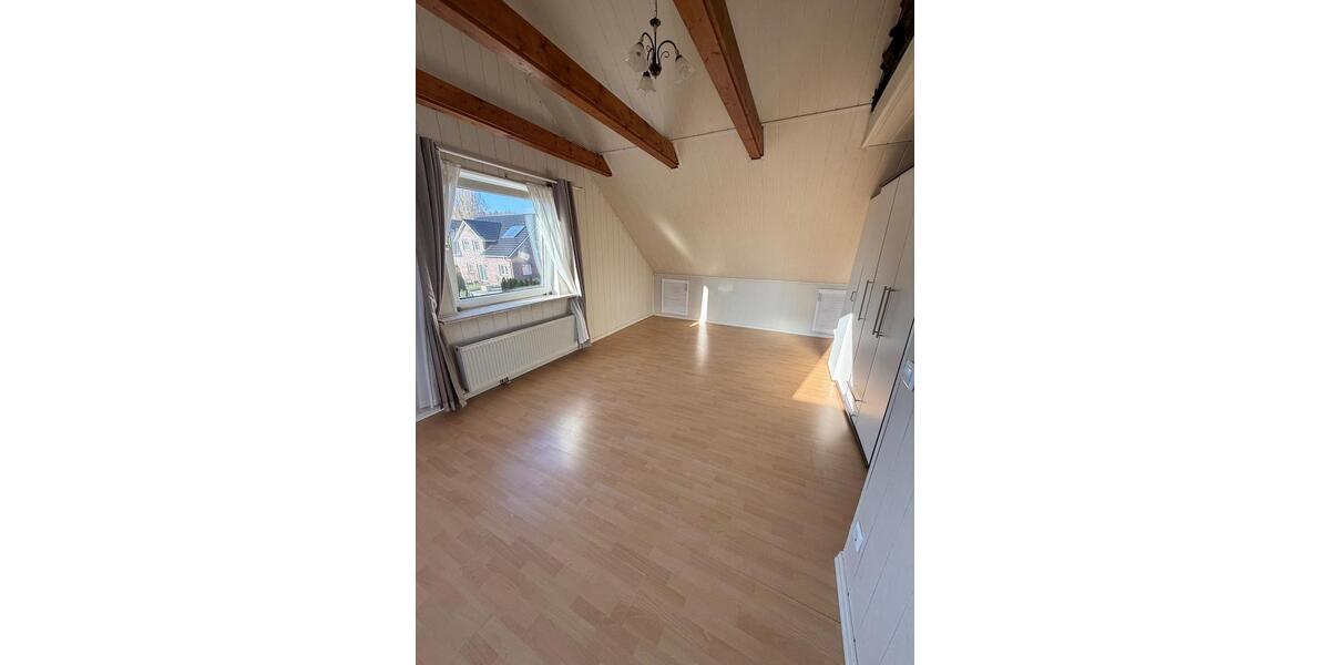 Dachgeschoßwohnung Hamburg Horn - 2 Zimmer, 61 m&sup2;, 950&euro; | Angebot:26132128