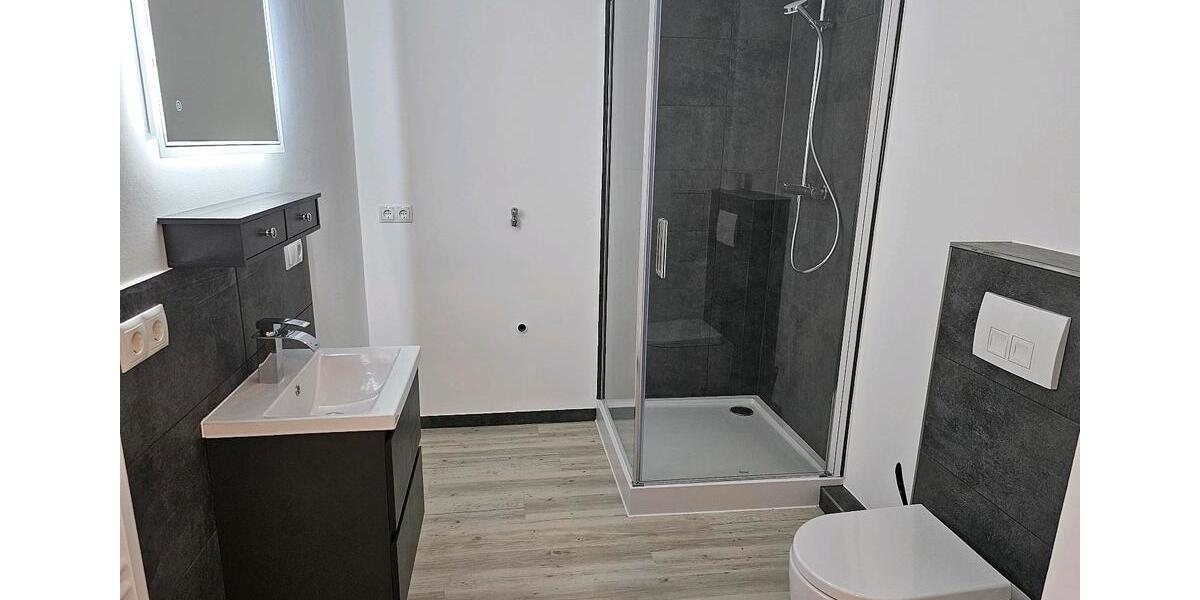 Moderne, hochwertige 1 Zi. DG Wohnung in Hamburg-Rissen 1 zimmer