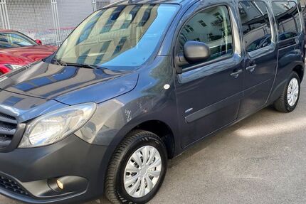 Mercedes-Benz Citan 130.000 km 11.000 &euro; Hamburg 20099