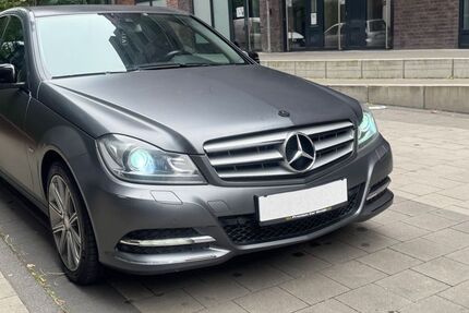 Mercedes-Benz C 250 143.000 km 10.699 &euro; Hamburg 20097