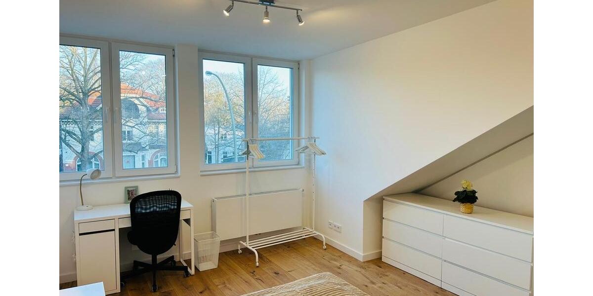 Wohnen auf Zeit: Neubauwohnung im charmantem Bestandshaus 3 zimmer