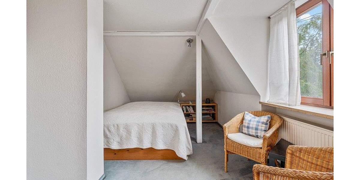 Charmantes Einfamilienhaus im Stil der 50er Jahre - Ein Ort voller Geschichte und Potential 5 zimmer