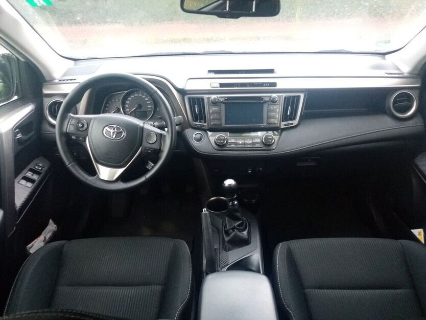 RAV 4