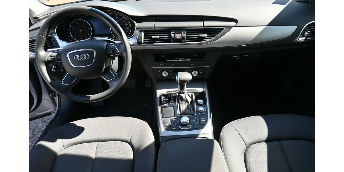 Audi A6 2.0 TDI Avant Aut Klimaaut Navi PDC Alu 1Hand 90.000 km 14.600 &euro; Seevetal - Hittfeld 21218