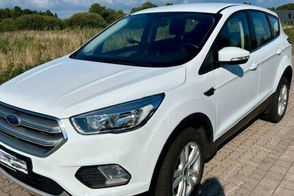 Ford Kuga 97.249 km 8.750 &euro; Buxtehude 21614