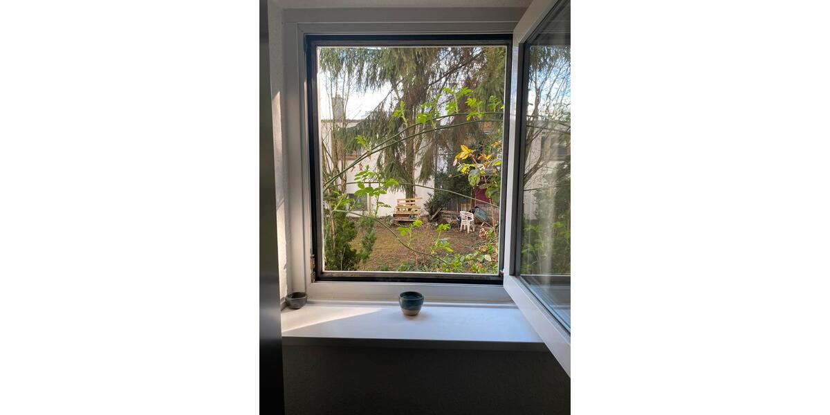 Erdgeschoßwohnung Hamburg Sternschanze - 2 Zimmer, 40 m&sup2;, 100&euro; | Angebot:26091678