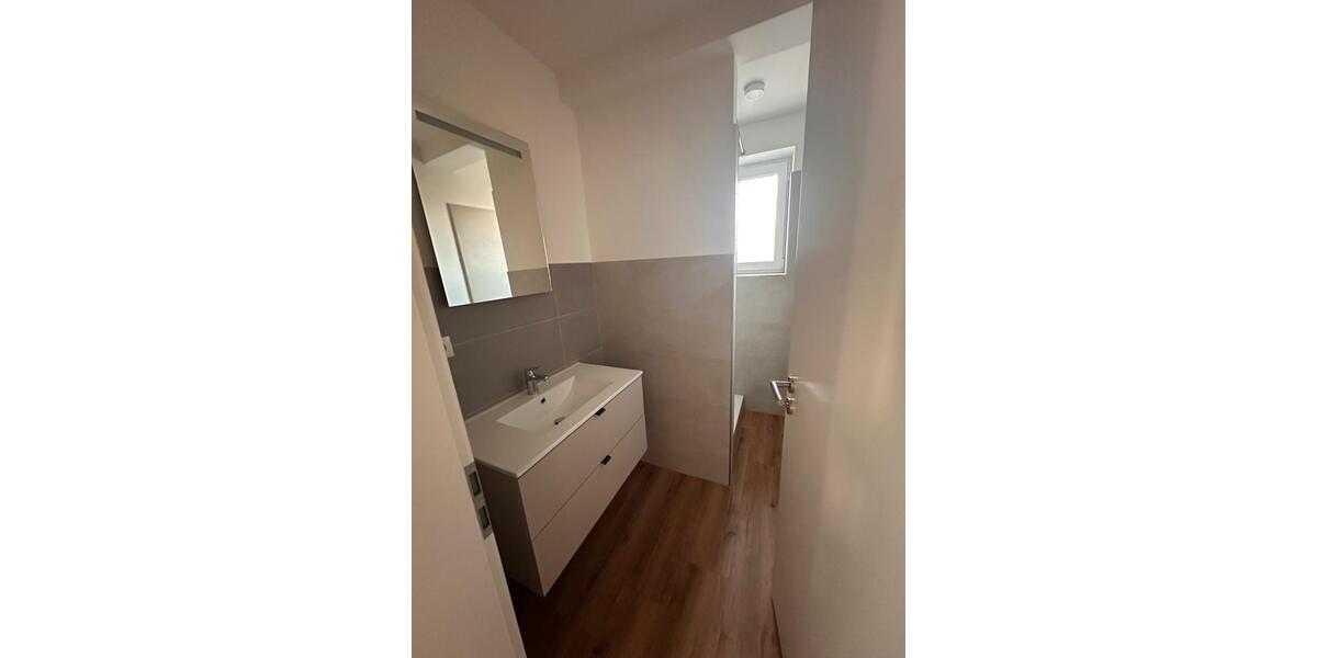 Erdgeschoßwohnung Hamburg Harburg - 2 Zimmer, 58 m&sup2;, 987&euro; | Angebot:26060401