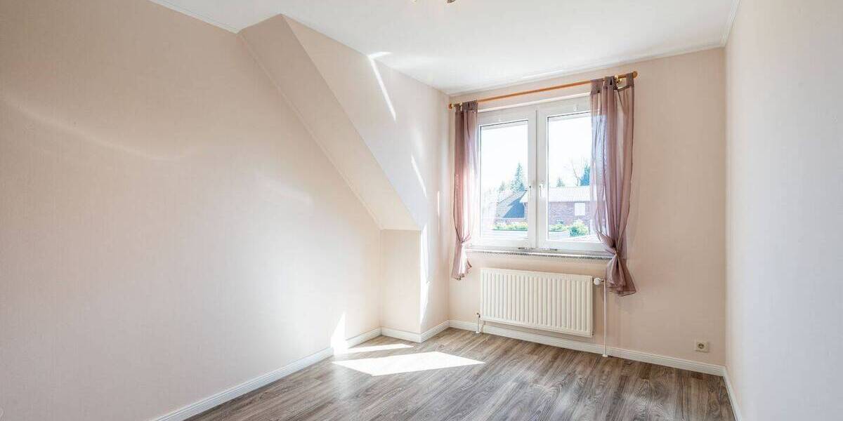 Doppelhaushälfte Bargteheide - 5 Zimmer, 125 m&sup2;, 529.000&euro; | Angebot:26064497