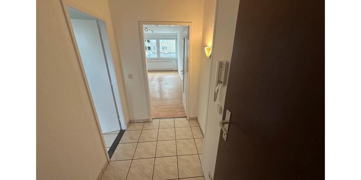 Etagenwohnung Pinneberg - 3 Zimmer, 66 m&sup2;, 166.000&euro; | Angebot:26872036