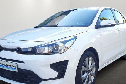 Kia Rio 28.139 km 15.785 &euro; Hamburg 22457
