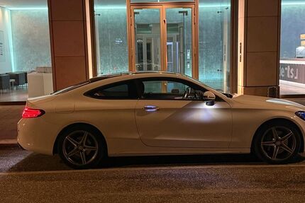 Mercedes-Benz C 250 231.115 km 19.990 &euro; Hamburg 20354