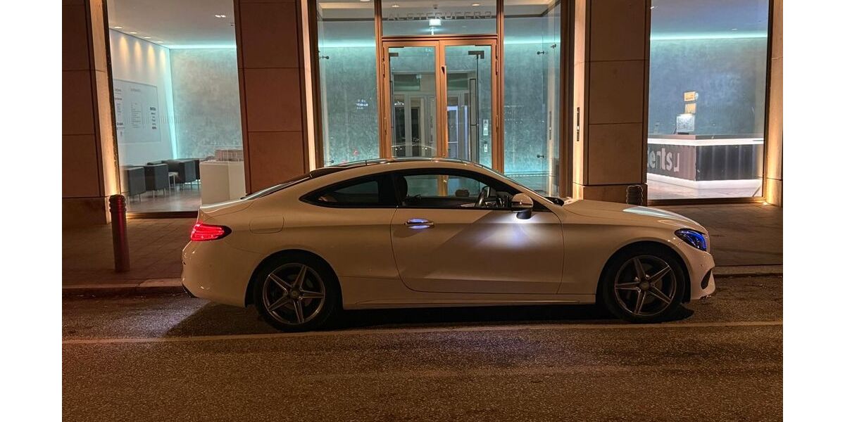 Mercedes-Benz C 250 231.115 km 19.990 &euro; Hamburg 20354