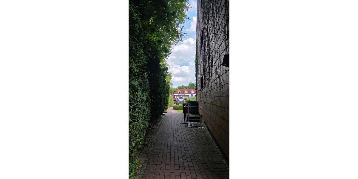 Hochparterre Hamburg Wandsbek - 2 Zimmer, 68 m&sup2;, 330.000&euro; | Angebot:27220360