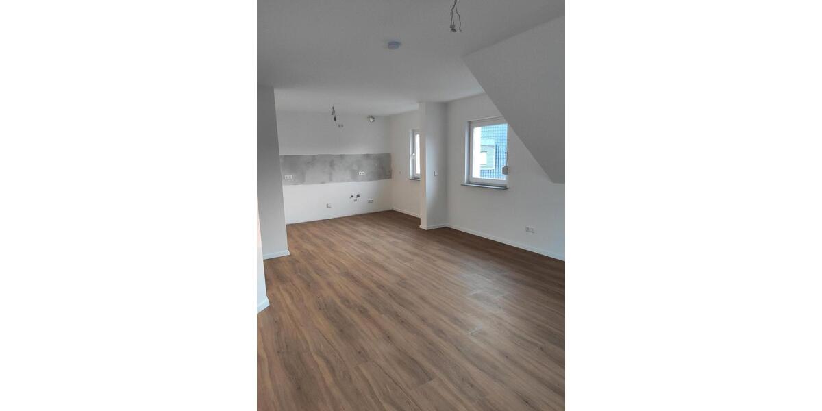 Dachgeschoßwohnung Hamburg Harburg - 3 Zimmer, 74 m&sup2;, 1.300&euro; | Angebot:25138262