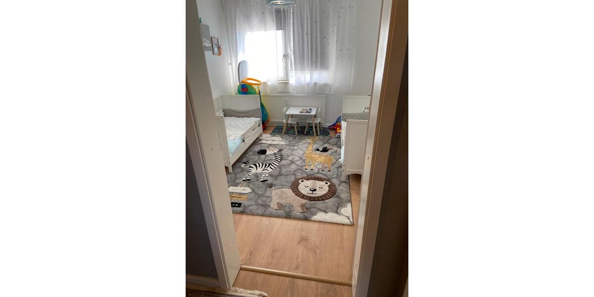 Etagenwohnung Pinneberg - 3 Zimmer, 85 m&sup2;, 275.000&euro; | Angebot:27098582
