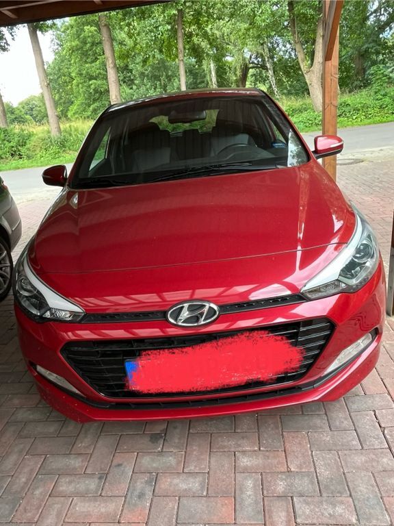 i20