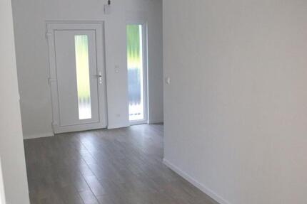 Haus Geesthacht - 4 Zimmer, 130 m&sup2;, 1.800&euro; | Angebot:26418527