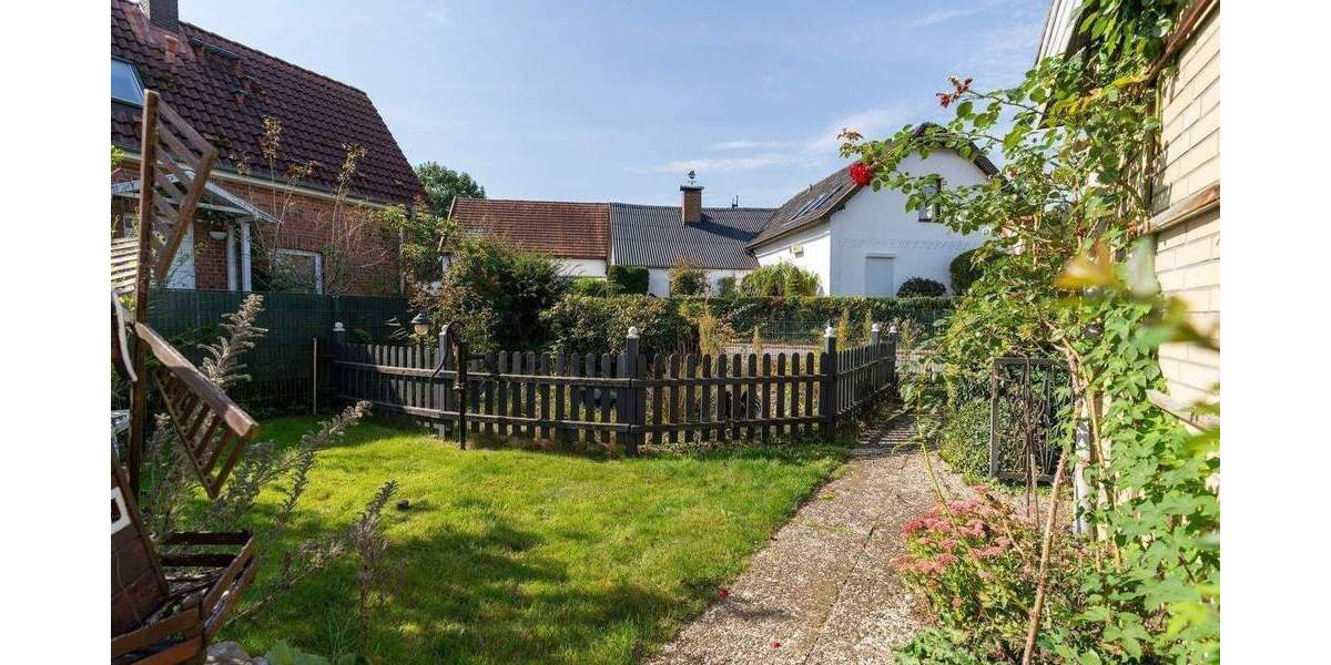 Mehrfamilienhaus, Wohnhaus Hammoor - 4 Zimmer, 102 m&sup2;, 299.000&euro; | Angebot:25665847