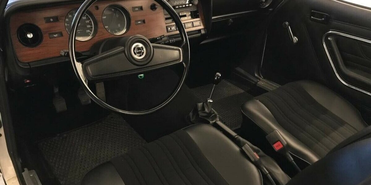 Ford Capri Lady in White H-Zulassung Mike Sanders 29.000 km 14.999 &euro; Hamburg 22339