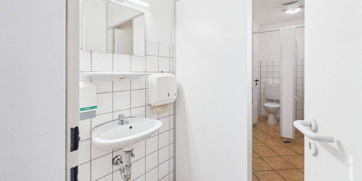 Gewerbeobjekt Buxtehude - 5 Zimmer, 157 m&sup2;, 1.570&euro; | Angebot:26275829