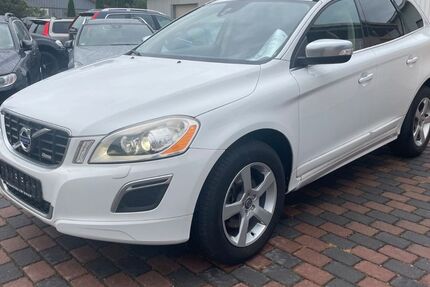 Volvo XC60 185.367 km 14.980 € Barsbüttel 22885