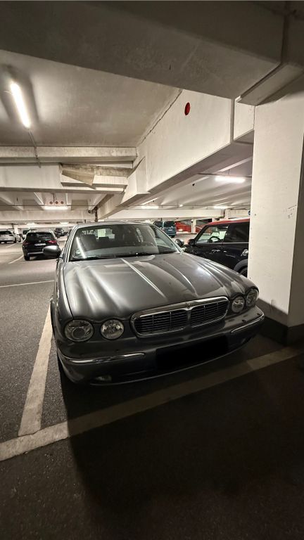 XJ