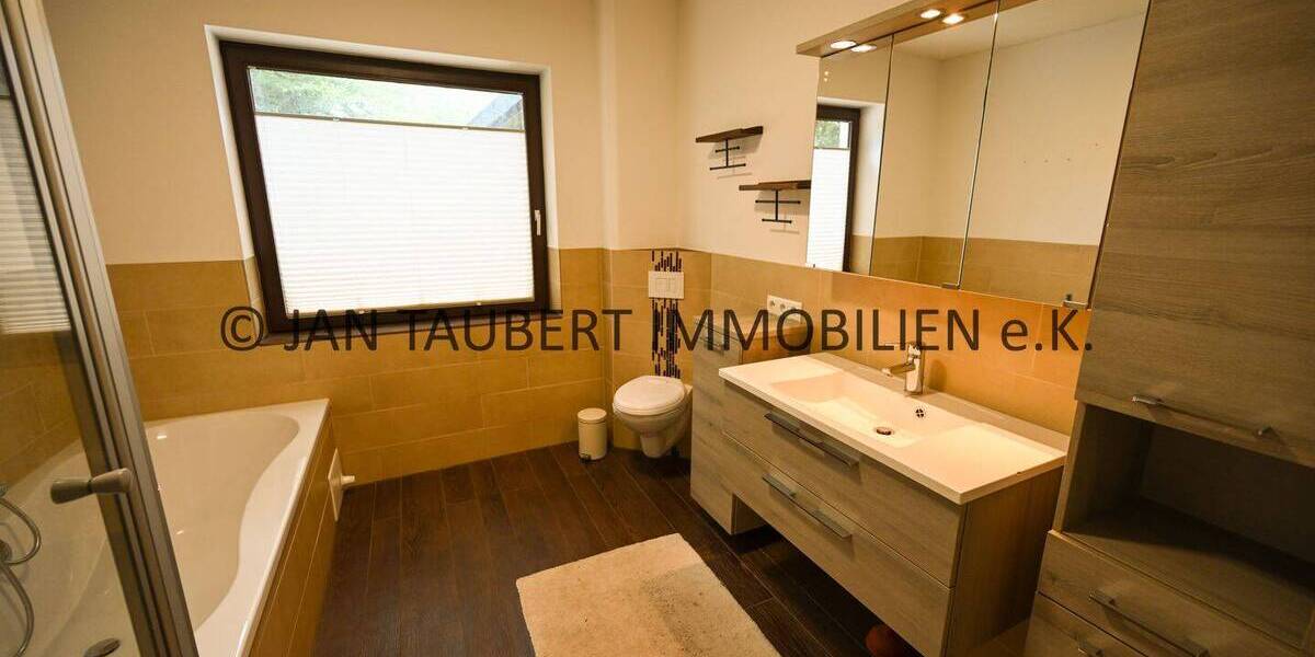 Einfamilienhaus Hamburg Sasel - 1 Zimmer, 361 m&sup2;, 1.290.000&euro; | Angebot:26419287