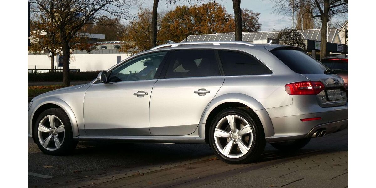 Audi A4 122.025 km 13.990 &euro; Hamburg 22111