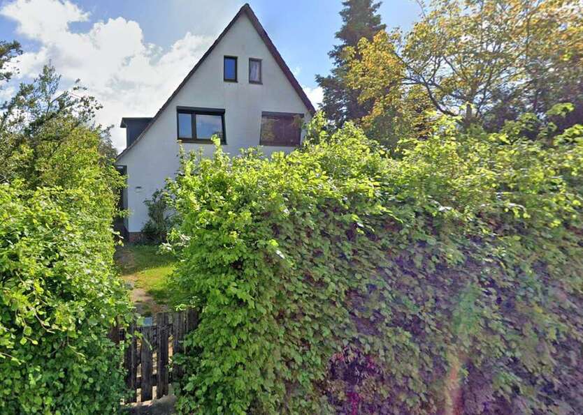 Haus zum Kaufen in Hamburg 840.000 € 220 m²