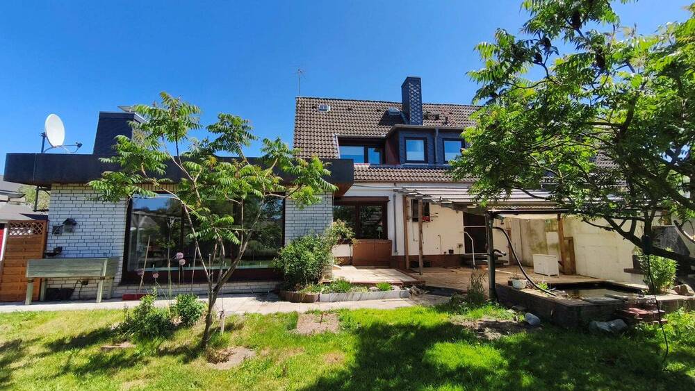 Mehrfamilienhaus, Wohnhaus Uetersen - 6 Zimmer, 140 m&sup2;, 349.000&euro; | Angebot:26798881