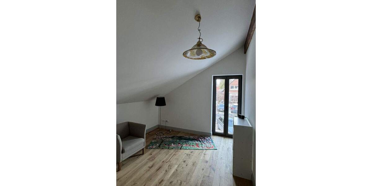 Doppelhaushälfte Hamburg Schnelsen - 4 Zimmer, 140 m&sup2;, 2.999&euro; | Angebot:24858493