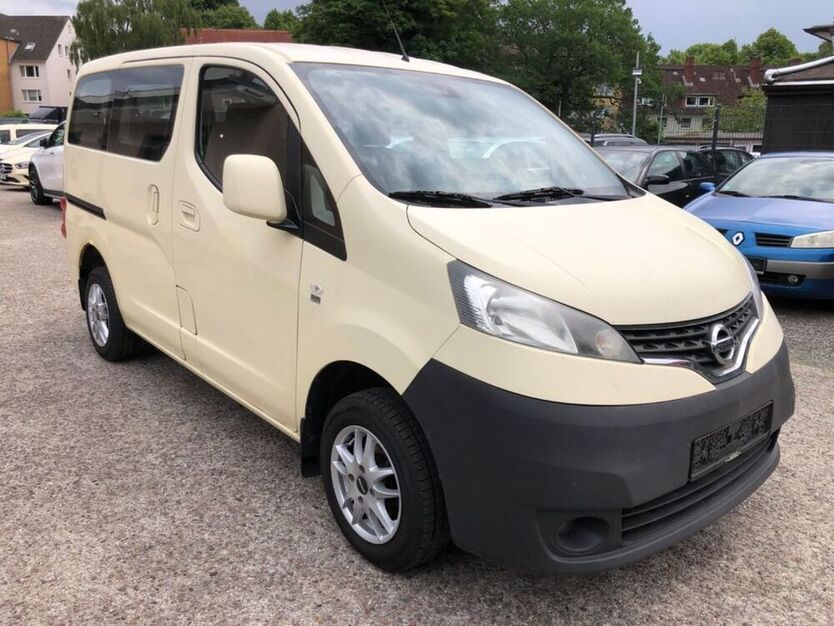 NV200
