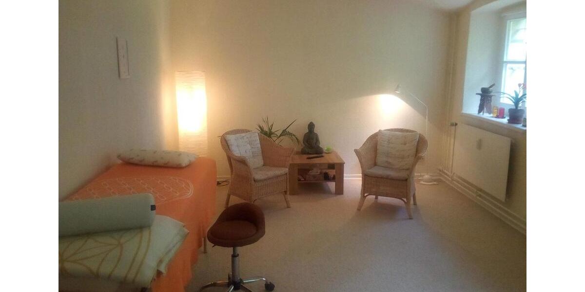 Praxis Raum zur Untervermietung HH Uhlenhorst zimmer