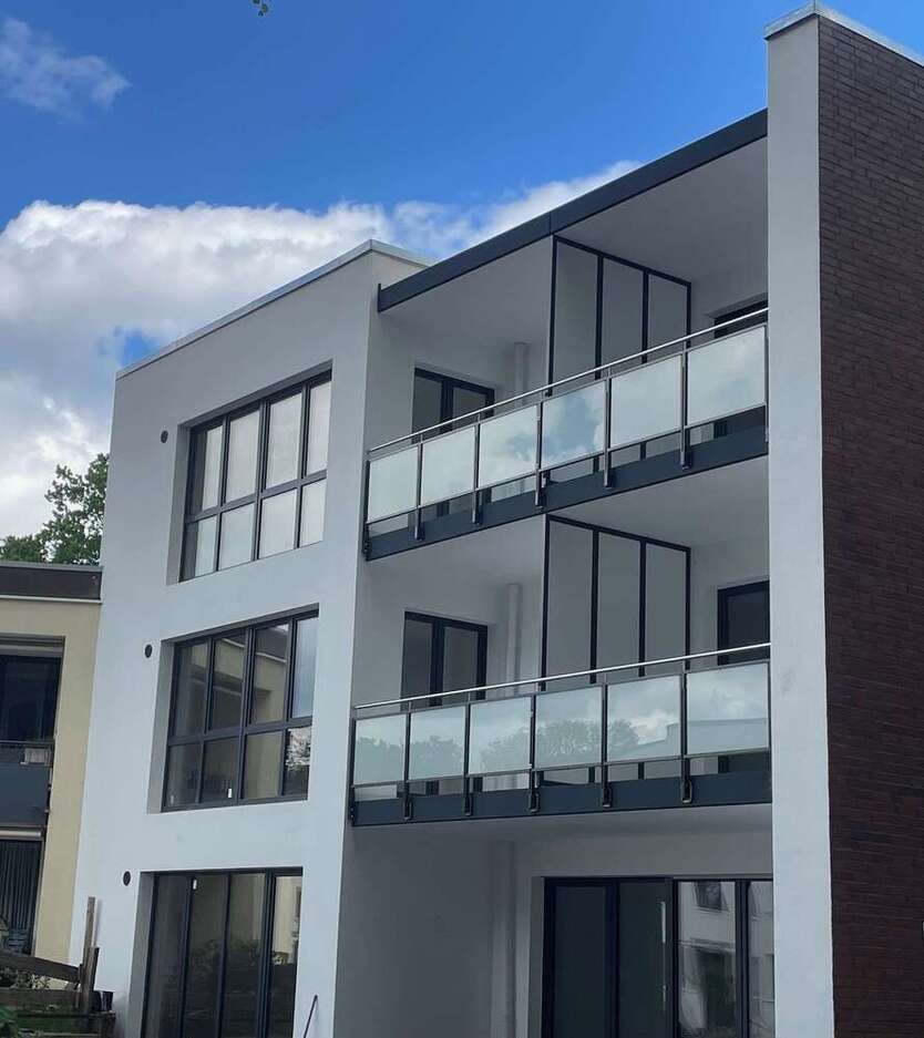 Wohnung zum Kaufen in Hamburg 1.729.300 € 196.47 m²