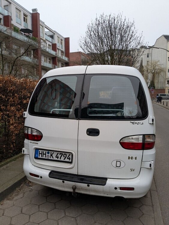 Hyundai H 1 208.000 km 8.000 € Hamburg 20038
